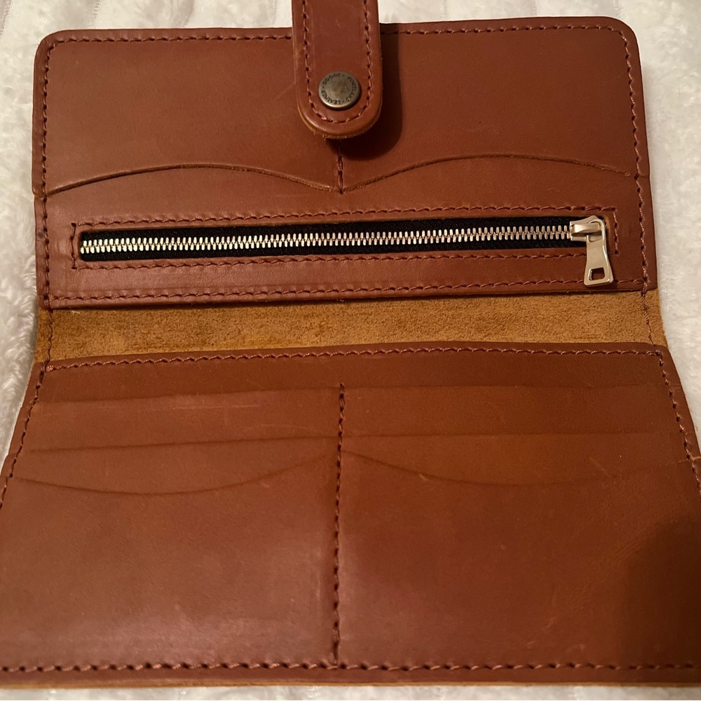 Portland Leather Brown Wallet - Picture 5 of 6